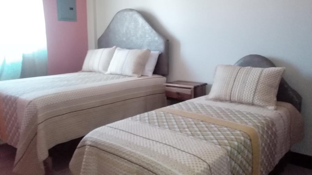 Hotel Tropik Leadonna Montego Bay Exteriör bild