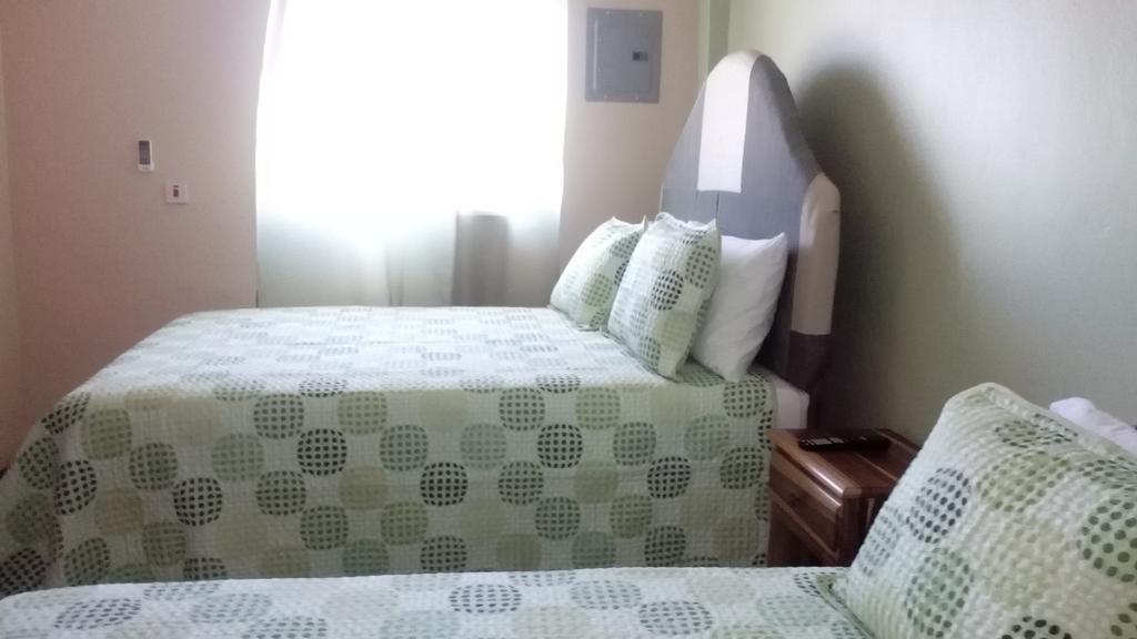 Hotel Tropik Leadonna Montego Bay Exteriör bild