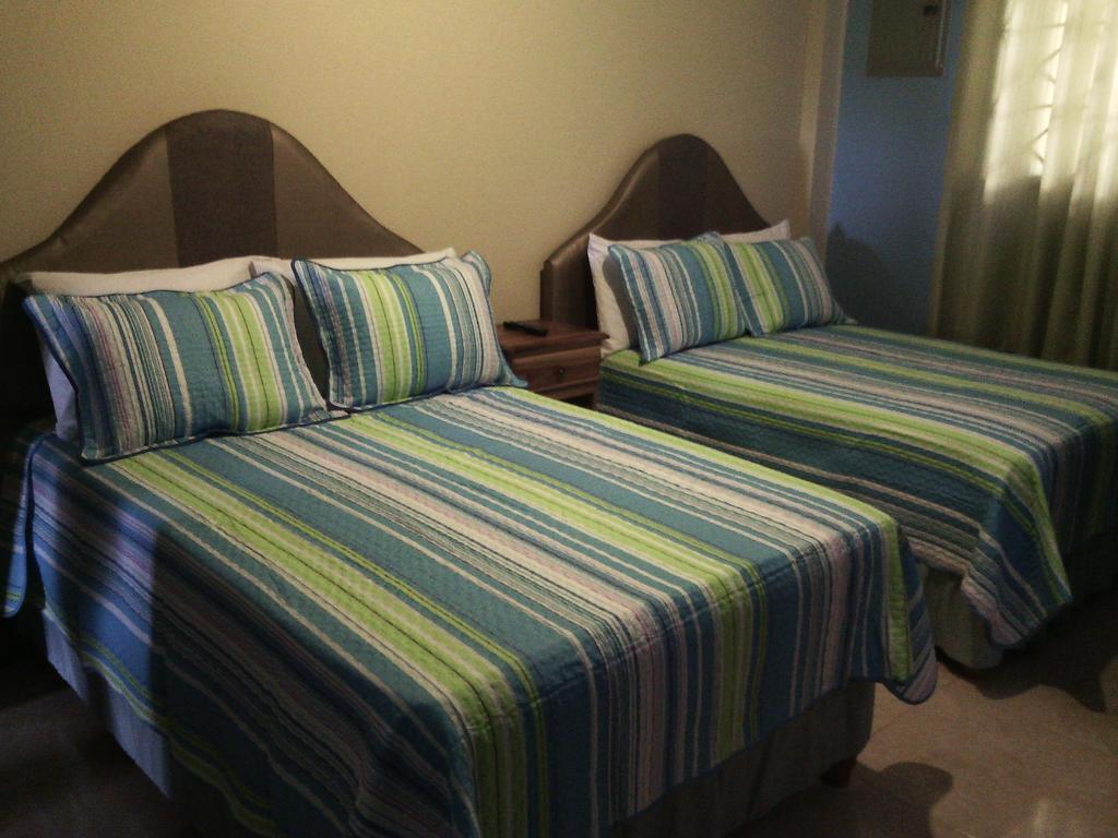 Hotel Tropik Leadonna Montego Bay Rum bild