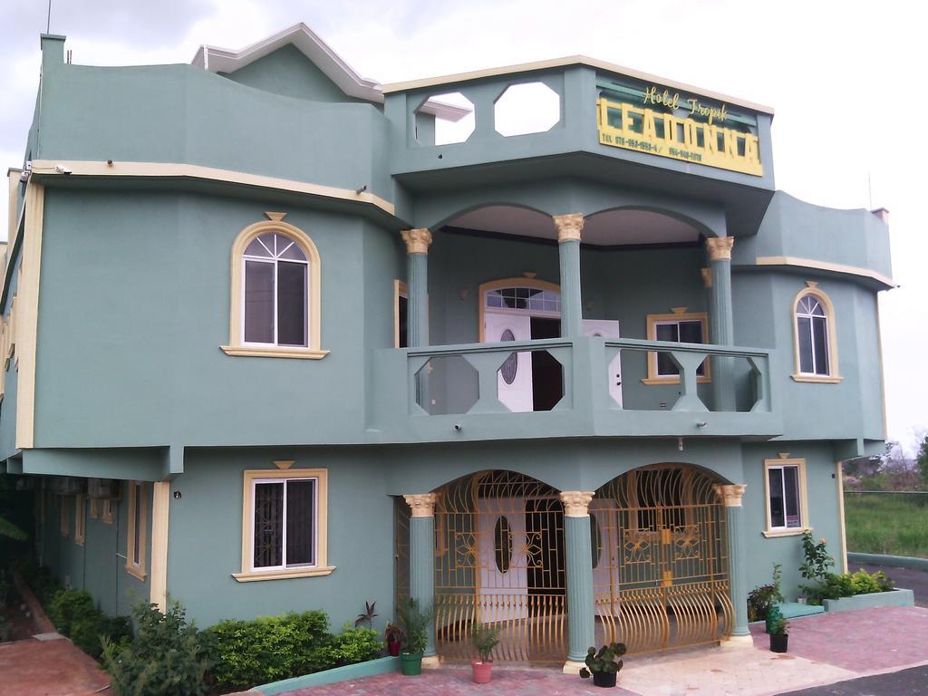 Hotel Tropik Leadonna Montego Bay Exteriör bild