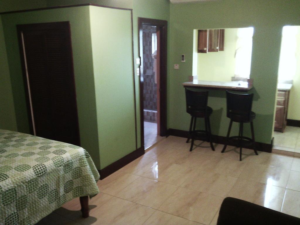 Hotel Tropik Leadonna Montego Bay Rum bild
